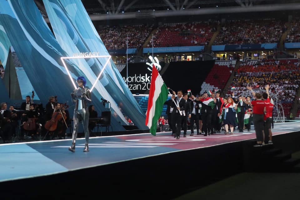 A magyar versenyzők az erős nemzetközi mezőnyben is jól szerepelnek a szakmák világversenyén 
