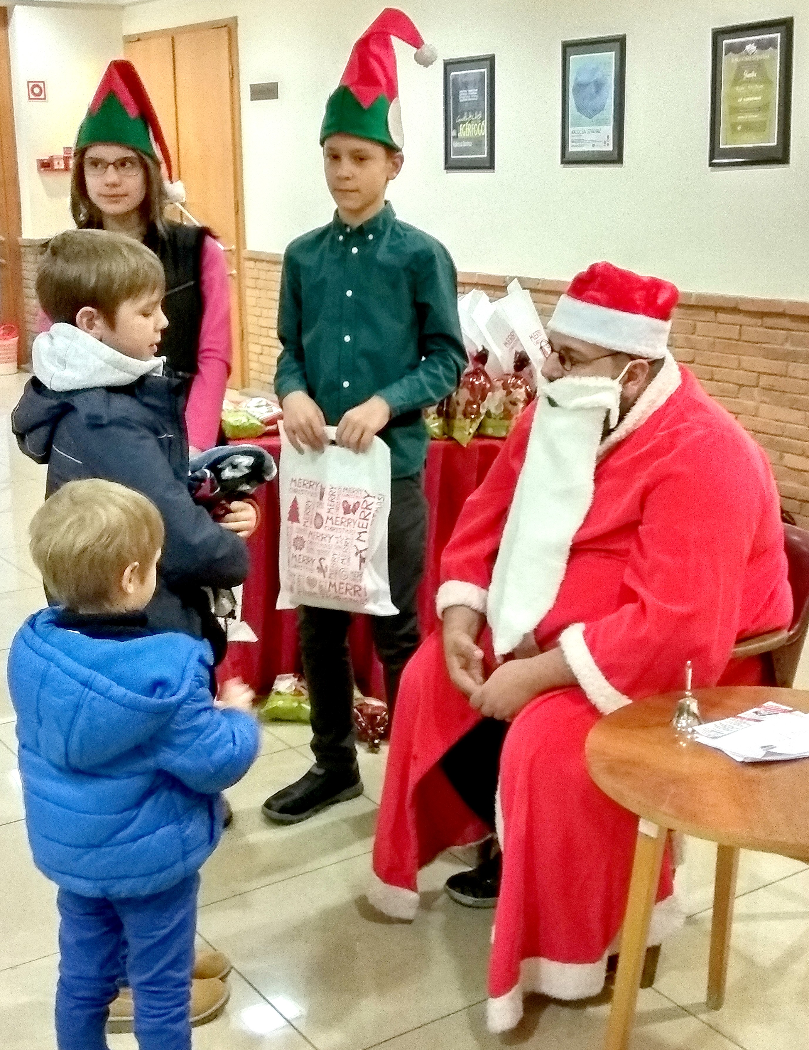 Vállalkozók a rászoruló gyermekekért