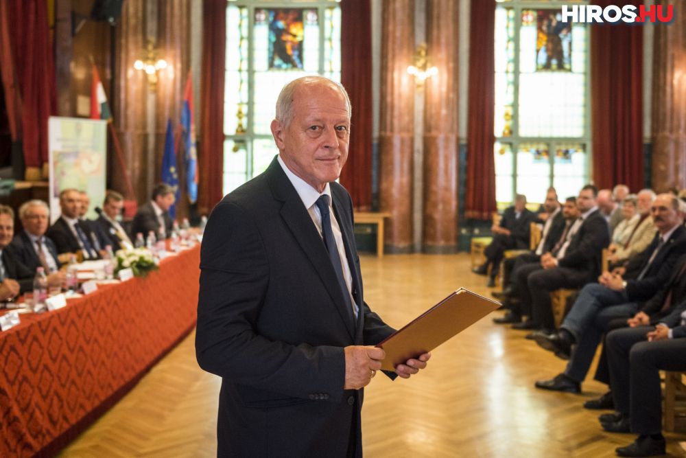 Magas rangú elismerésben részesült a VER-BAU főmérnöke, Reiger László