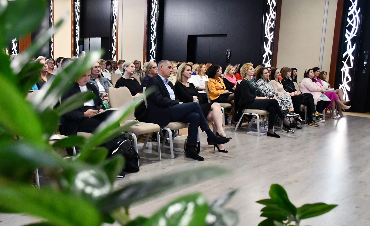 „A tökéletlen az új tökéletes”