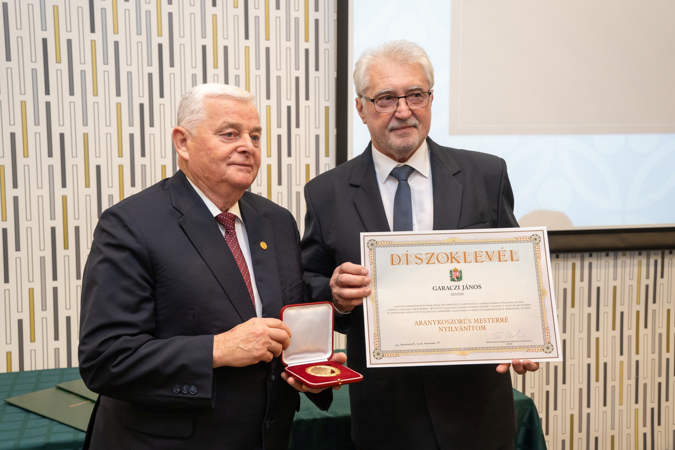 Mesterek avatása és egy életmű elismerése