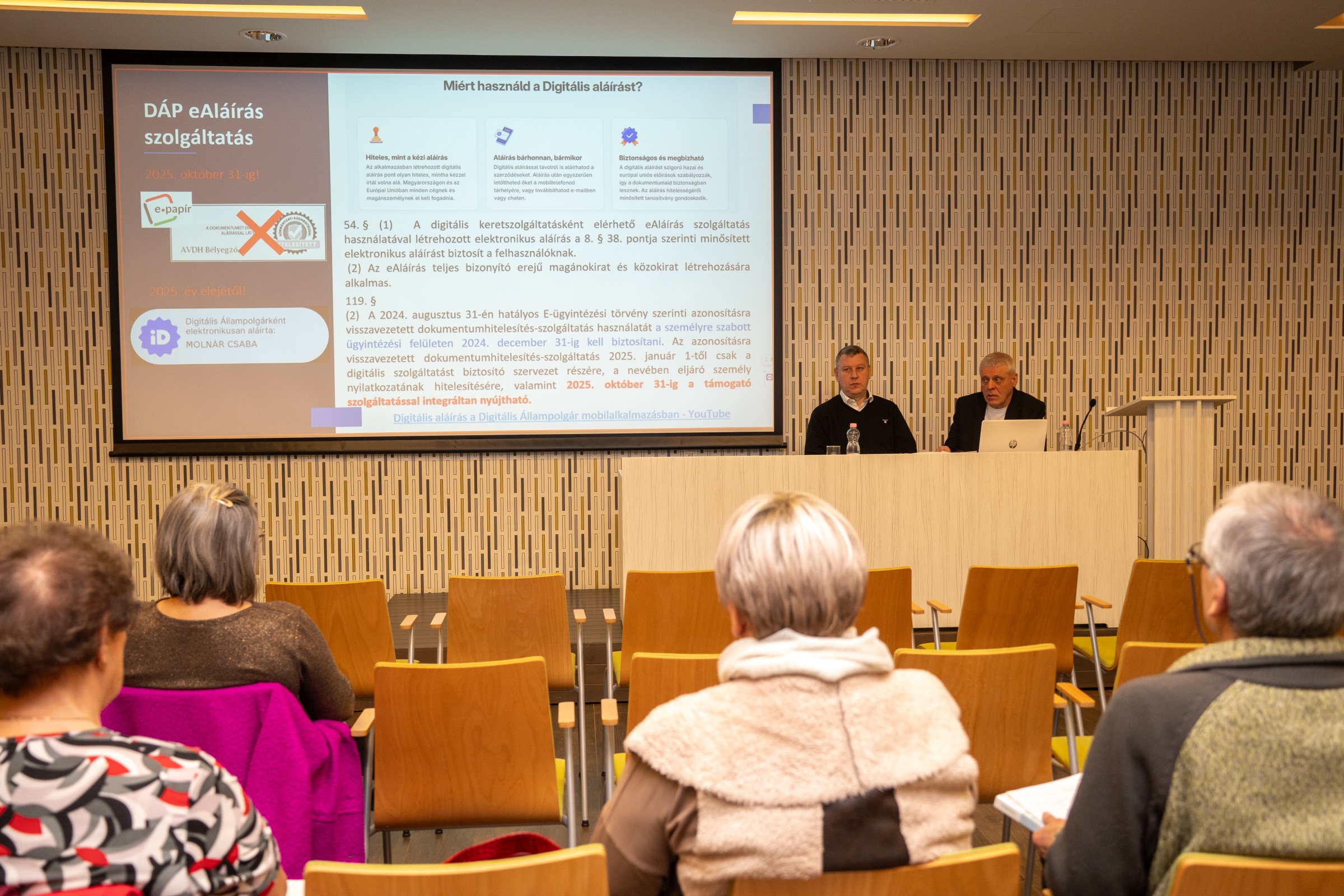 Országos érdeklődés kísérte a NAV elektronikus felületeinek működéséről szóló kamarai rendezvényt