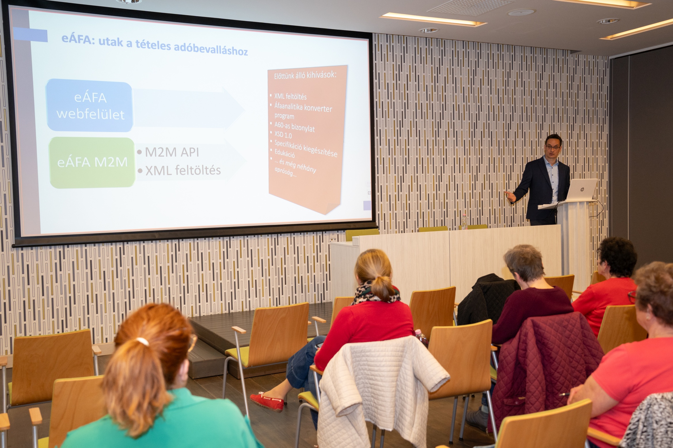 eÁFA - Az áfabevallás más utakon – kiemelt érdeklődés a kamarai rendezvényen